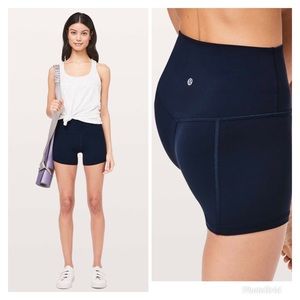 NWT Lululemon Align Short 4” True Navy Sz 4